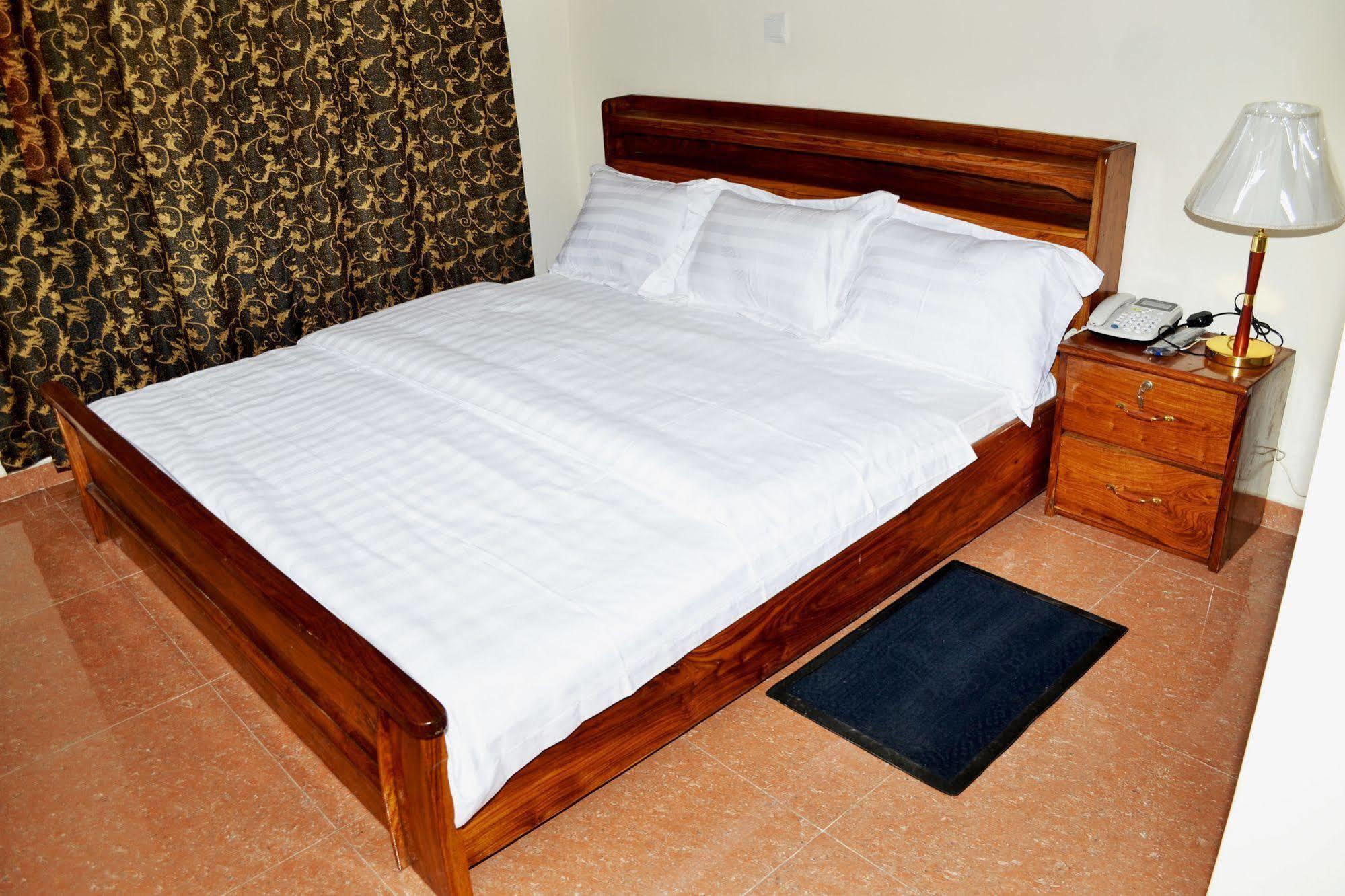 Comfort Double Room with Shower